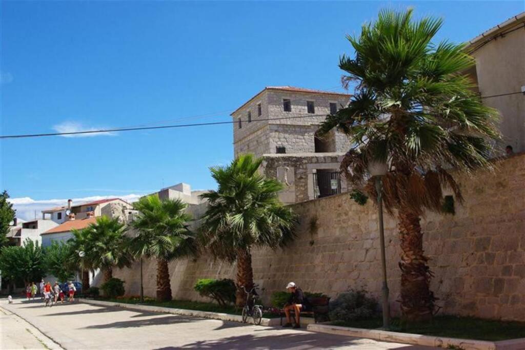 פג Apartment Eli מראה חיצוני תמונה